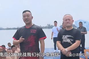 04/05赛季巴萨，一口气拿下德科 埃托奥 埃德米尔森 久利 拉尔森